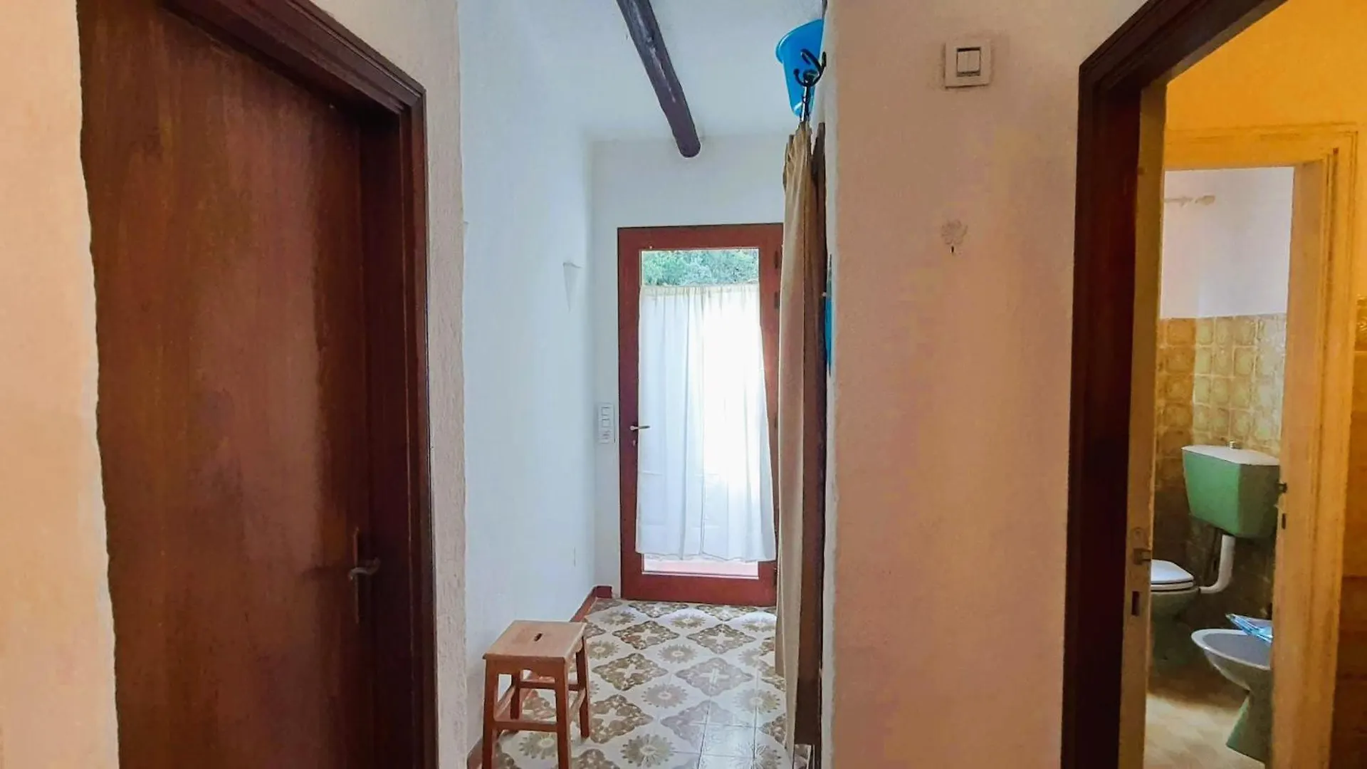 펜션 카니지오네 Villino Sarra Di Entu 빌라